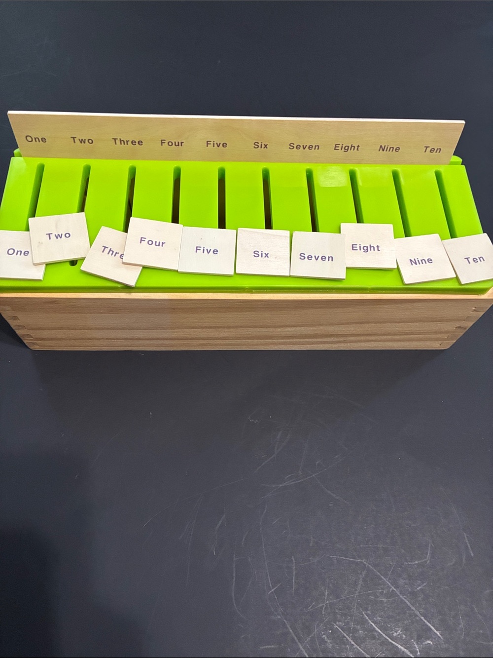 Montessori Knowledge Classification Box - Picture 5 of 12